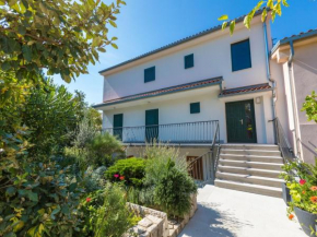 Гостиница Apartment Loncaric Zuti  Цриквеница